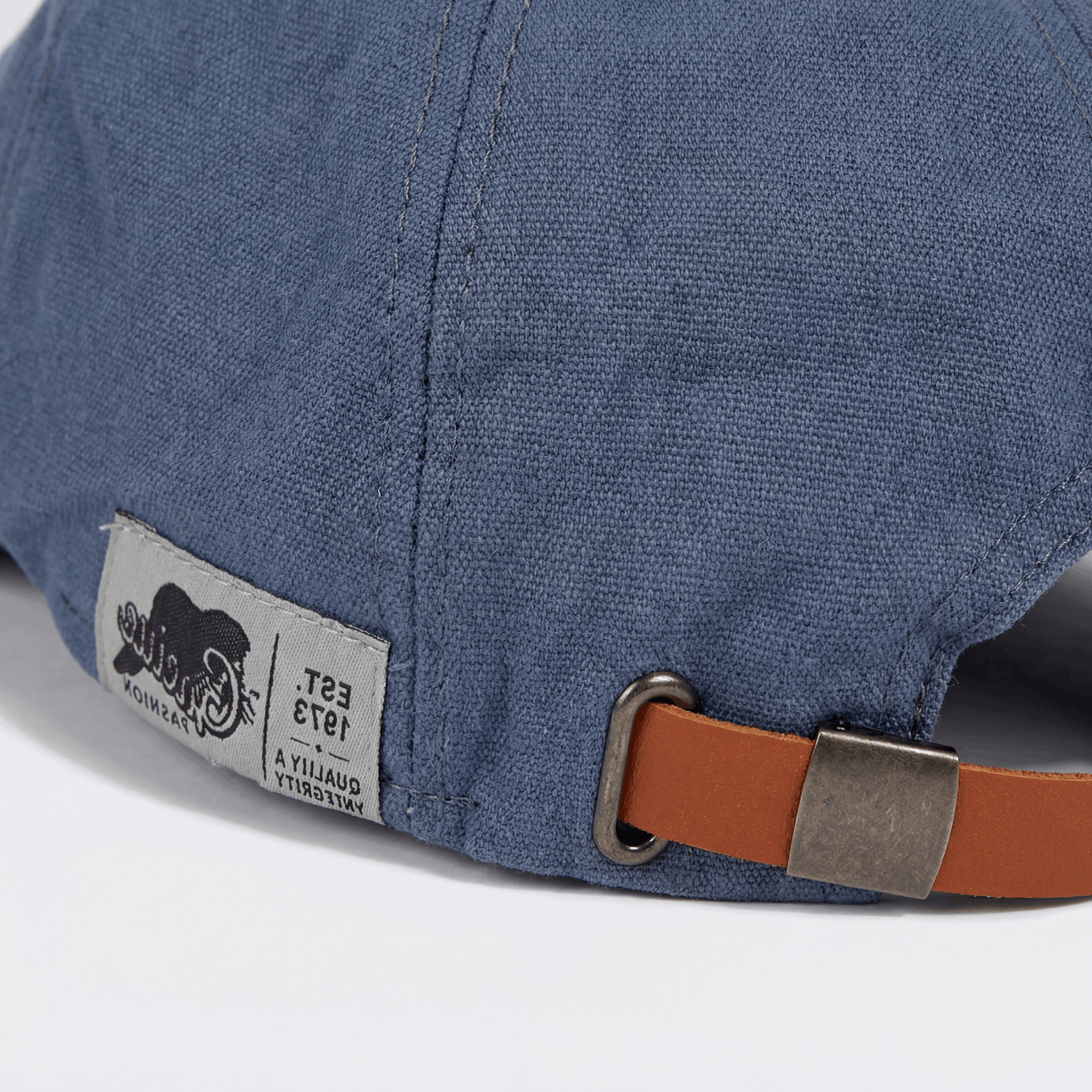 Cappellino Moderno Classico
